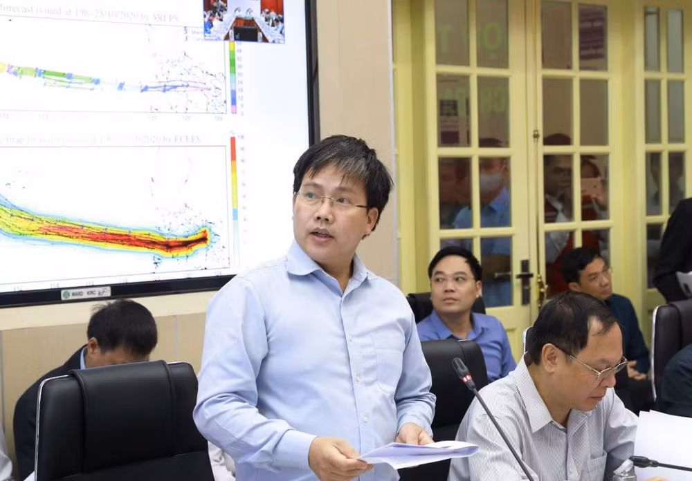 Nâng cấp cảnh báo, sơ tán hơn 1,2 triệu người để ứng phó bão số 9 -0