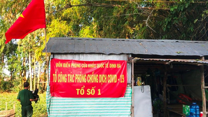 Lực lượng chức năng siết chặt các tuyến biên giới, phòng ngừa đối tượng nhập cảnh trái phép.
