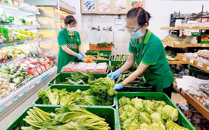 Siêu thị tại TP Hồ Chí Minh sẵn sàng mở cửa đón khách trở lại.