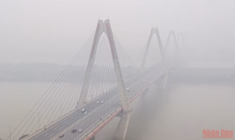 Ô nhiễm bụi mịn và chất lượng không khí trên địa bàn Hà Nội ở mức “rất xấu” -6