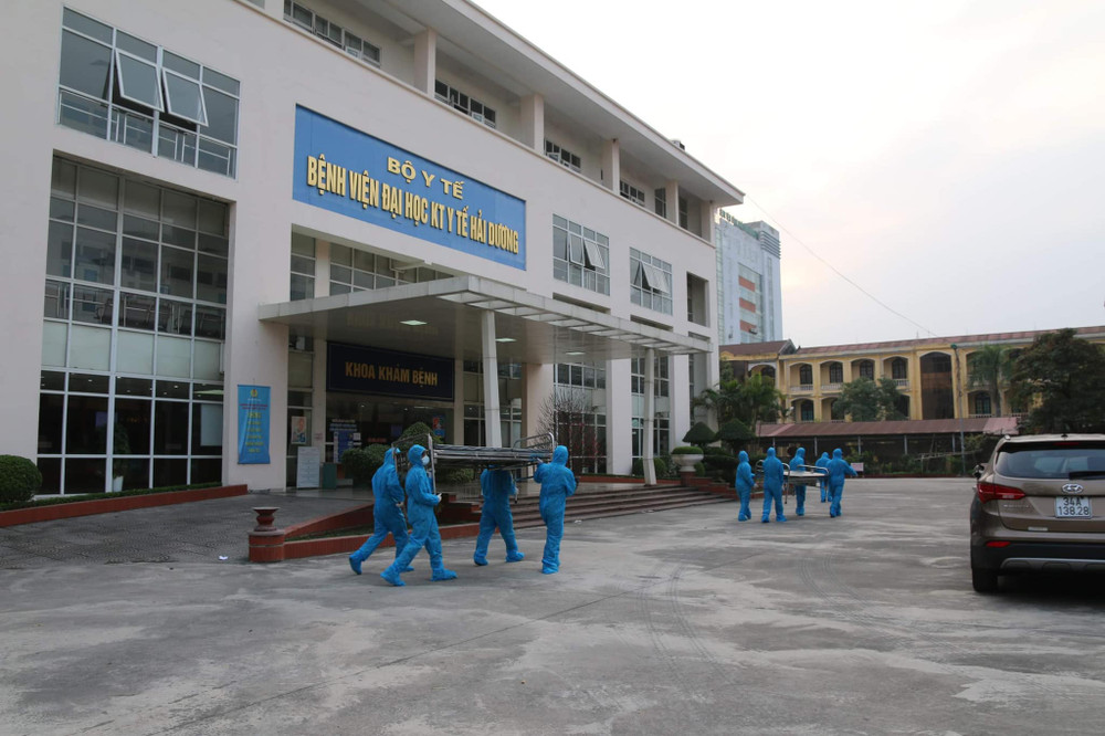 Bệnh viện dã chiến tại Hải Dương đi vào hoạt động.