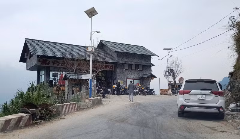 Công trình Panorama trên đèo Mã Pì Lèng.