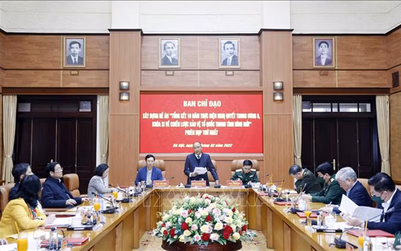 Chủ tịch nước Nguyễn Xuân Phúc phát biểu tại phiên họp. (Ảnh: TTXVN)