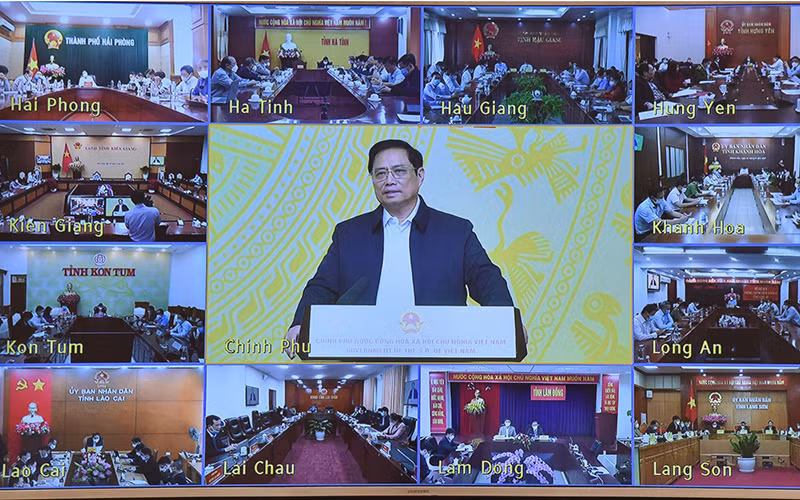 Thủ tướng Phạm Minh Chính, Chủ tịch Ủy ban Quốc gia về chuyển đổi số phát biểu tại cuộc họp trực tuyến.