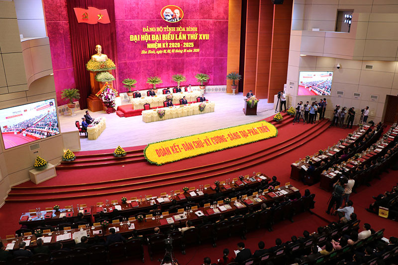 Toàn cảnh Đại hội. Khai mạc Đại hội Đảng bộ tỉnh Hòa Bình lần thứ 17: Chủ tịch QH Nguyễn Thị Kim Ngân dự và chỉ đạo Đại hội -0