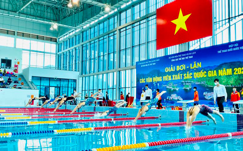 Các vận động viên tranh tài ở nội dung 50m ếch nam. Khai mạc giải bơi, lặn các vận động viên xuất sắc Quốc gia năm 2021 -0