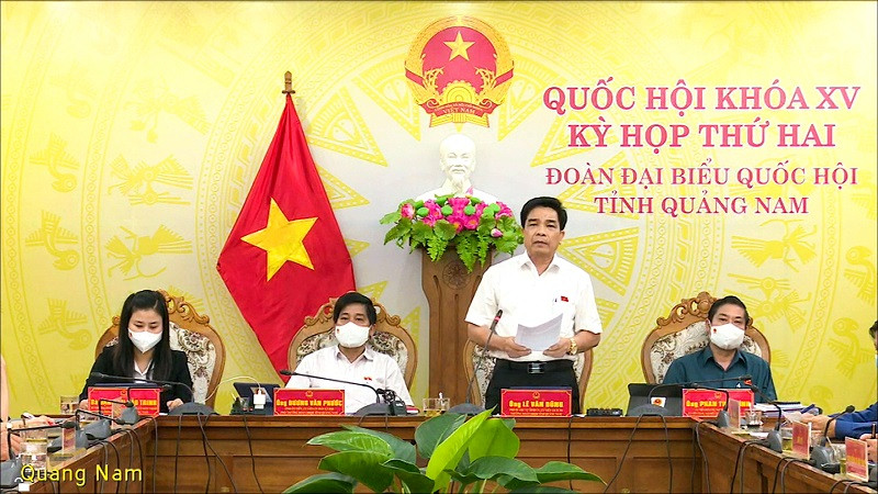 Đại biểu Lê Văn Dũng phát biểu từ điểm cầu tỉnh Quảng Nam. (Ảnh: quochoi.vn) Đẩy mạnh thực hiện chính sách bảo hiểm y tế, tiến tới bảo hiểm y tế toàn dân -0