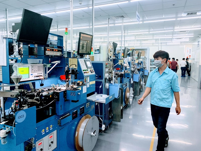 Sản xuất điện tử tại Công ty TNHH Điện tử Chilisin trong khu công nghiệp VSIP Hải Phòng. Hải Phòng thêm 230 triệu USD và hơn 2 nghìn tỷ đồng vốn đầu tư phát triển sản xuất kinh doanh -0