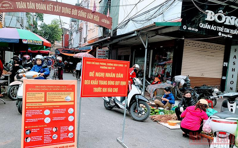 Các chợ dân sinh tại các địa phương ở cấp độ 3, cấp độ 4 phải hạn chế 50% số người.