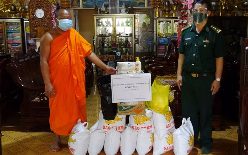 Chăm lo cho đồng bào Khmer trong thời gian giãn cách -0