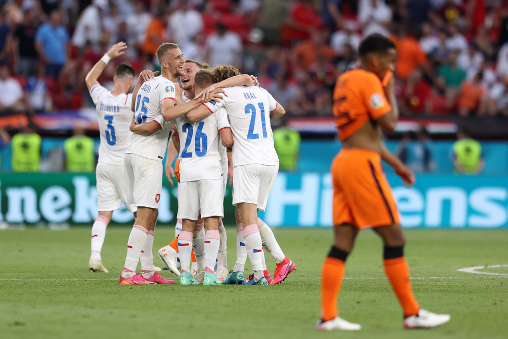 Cộng hòa Séc khá đồng đều ở cả hai tuyến. (Ảnh: UEFA) Điểm danh tám anh hào tại tứ kết Euro 2020 -0