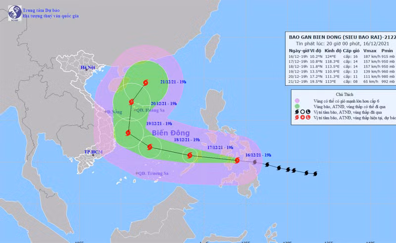 Vị trí và hướng di chuyển của bão Rai lúc 20 giờ ngày 16/12. (Nguồn: nchmf.gov.vn)
