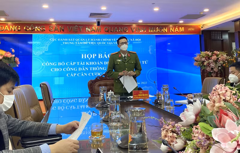 Bộ Công an sẽ cấp tài khoản định danh điện tử cho công dân từ ngày 25/2.