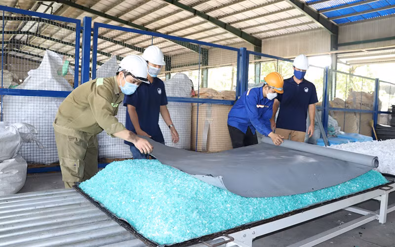 Đồng Nai khuyến khích doanh nghiệp tái chế chất thải -0