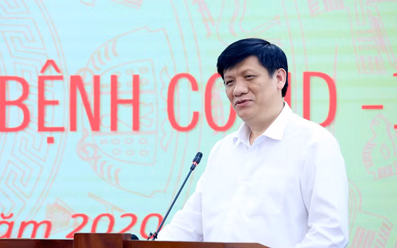 Tiếp nhận 500 máy thở MV20 trị giá 120 tỷ đồng từ Đại học Văn Lang và Tập đoàn Vạn Thịnh Phát -0