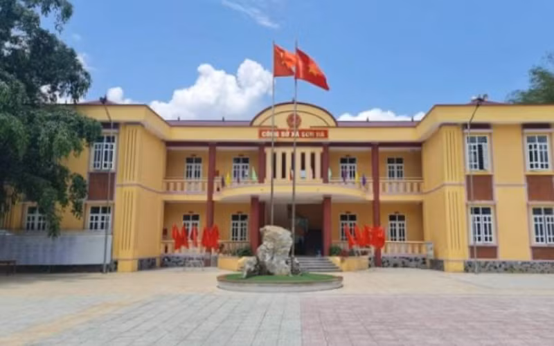 Công sở xã Sơn Hà, huyện Quan Sơn.
