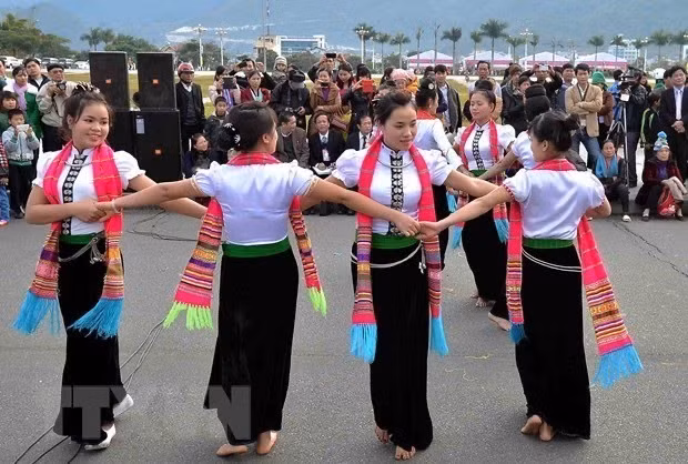 Nghệ thuật Xòe Thái. (Ảnh: TTXVN)