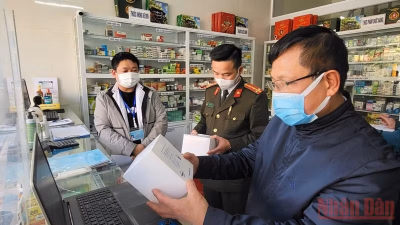 Tăng cường xử lý những vi phạm về thiết bị và thuốc điều trị Covid-19 -0