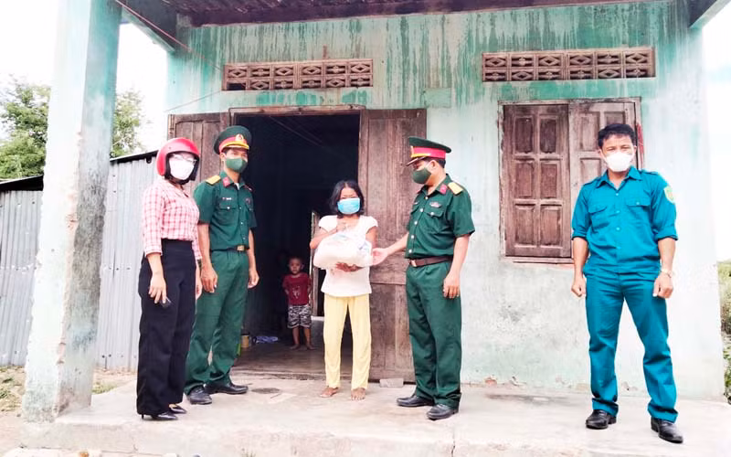 ATM gạo và “Gian hàng 0 đồng” ở Ninh Thuận -0