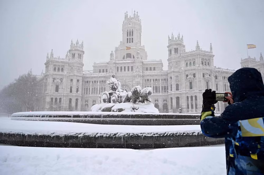 spain -0