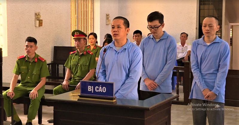 Các bị cáo tại phiên tòa.