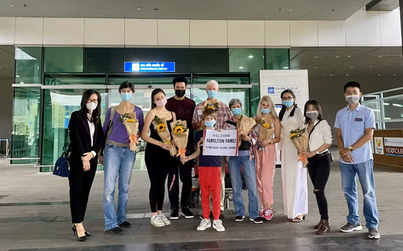 Hơn 8.500 khách du lịch quốc tế đã tới Việt Nam theo Chương trình thí điểm -0