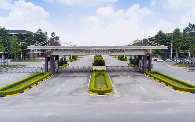 Đại học quốc tế Miền Đông.