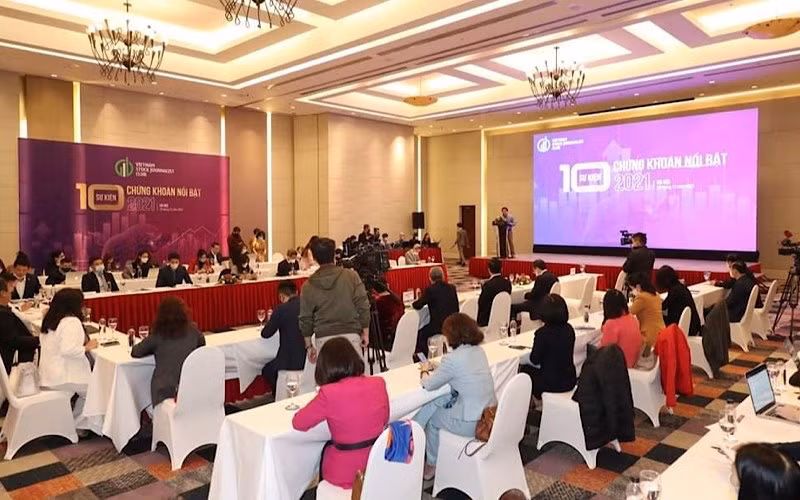 Lễ công bố 10 sự kiện chứng khoán năm 2021. (Ảnh: VSJC)