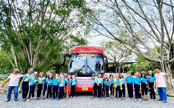 Lớp học tình thương cho trẻ em nghèo -0