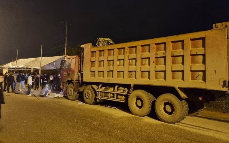 Hiện trường vụ tai nạn ngày 12/1 tại Thanh Hóa làm 4 người trong cùng một gia đình tử vong. (Ảnh: Ủy ban An toàn giao thông cung cấp)