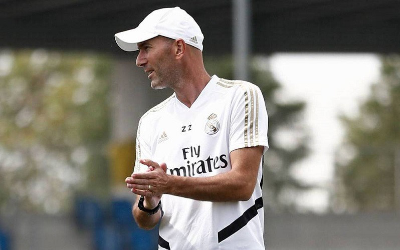 Trở lại để vực dậy Real, Zidane đang cho thấy tài năng của một “gã thợ hàn” thực sự. (Ảnh: Real Madrid) Zidane – “gã thợ hàn” ở Real Madrid -0