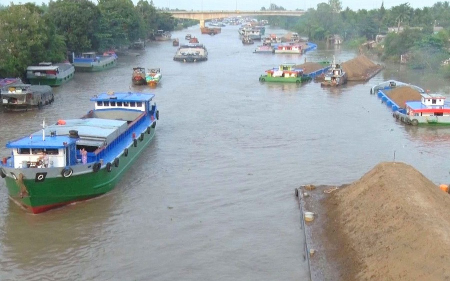 Kênh Chợ Gạo, tuyến vận tải thủy trọng điểm khu vực Đồng bằng sông Cửu Long. (Ảnh : Cục Đường thủy nội địa) Đến năm 2030, đầu tư hạ tầng đường thủy hơn 157.500 tỷ đồng -0