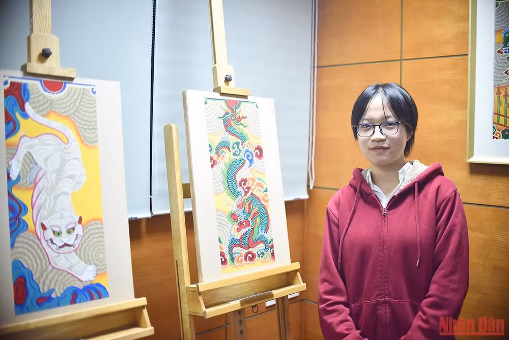 Hổ qua góc nhìn của họa sĩ -0