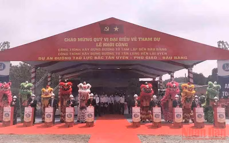 Khởi công xây dựng 2 tuyến đường tại Bình Dương.