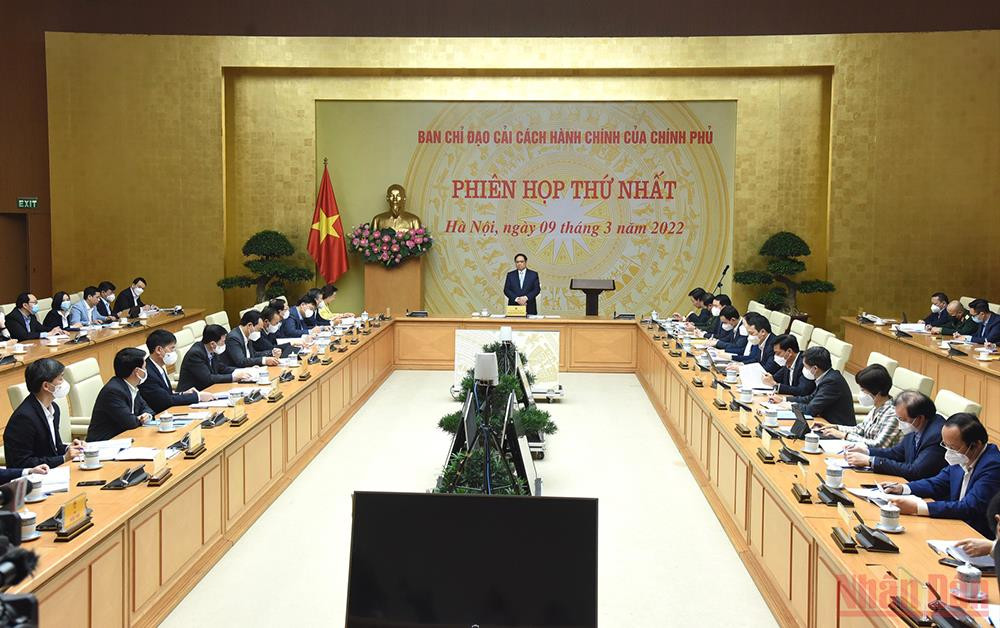 Toàn cảnh phiên họp. (Ảnh: TRẦN HẢI) Thúc đẩy cải cách hành chính để phục vụ người dân, doanh nghiệp tốt hơn -0