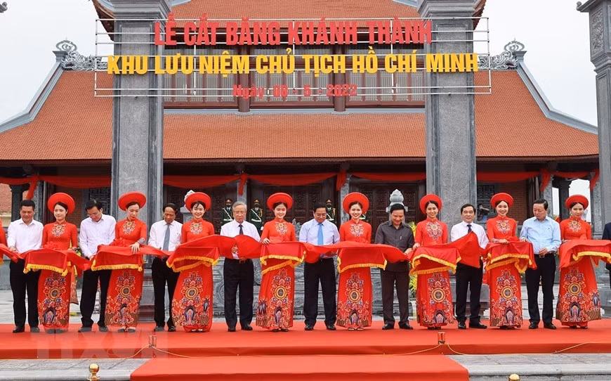 Thủ tướng dự Lễ kỷ niệm 60 năm Bác Hồ về thăm huyện Tiền Hải -5