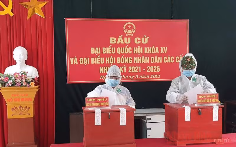 Tổ chức bầu cử tại các khu cách ly được thực hiện tốt, bảo đảm an toàn bầu cử.