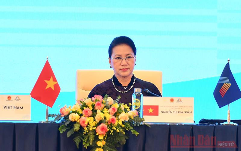 Chủ tịch QH Việt Nam, Chủ tịch AIPA 41 Nguyễn Thị Kim Ngân điều hành phiên toàn thể. Đại hội đồng AIPA 41 thông qua Thông cáo chung -0