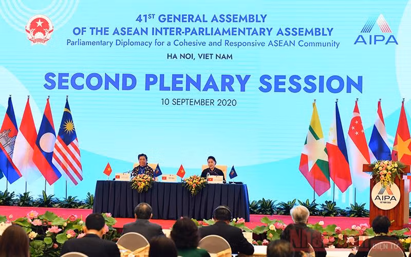 Phiên toàn thể thứ hai, Đại hội đồng AIPA 41. Ảnh: DUY LINH