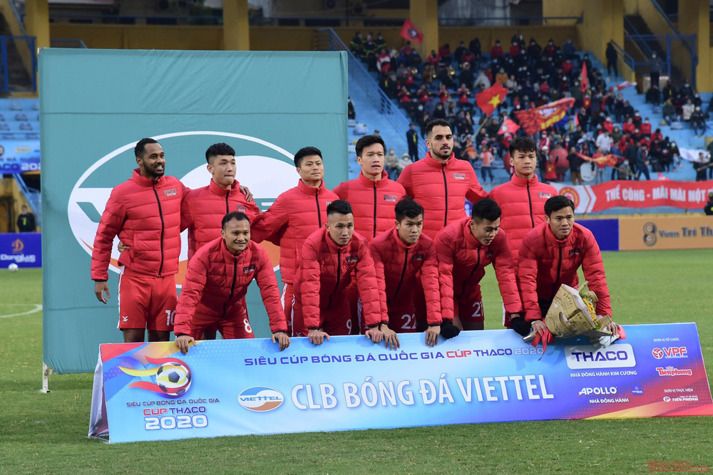 Đội hình ra quân của Viettel FC cũng bao gồm nhiều cái tên của ĐT Việt Nam. Ngoại binh Pedro Paulo được đánh gia cao hứa hẹn mang về nhiều giá trị cho Viettel. Hà Nội giành Siêu cúp Quốc gia 2020 -3