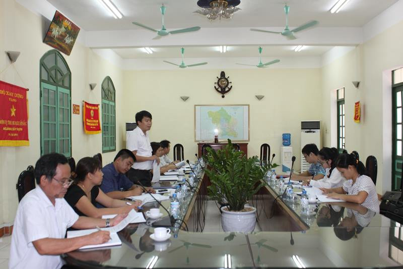 Ủy ban Kiểm tra Đảng ủy Trường Cao đẳng nghề Việt Xô số 1 tiến hành giám sát đảng viên. (Ảnh do nhà trường cung cấp). Phúc Yên tăng cường kiểm tra, giám sát, giáo dục cán bộ, đảng viên -0