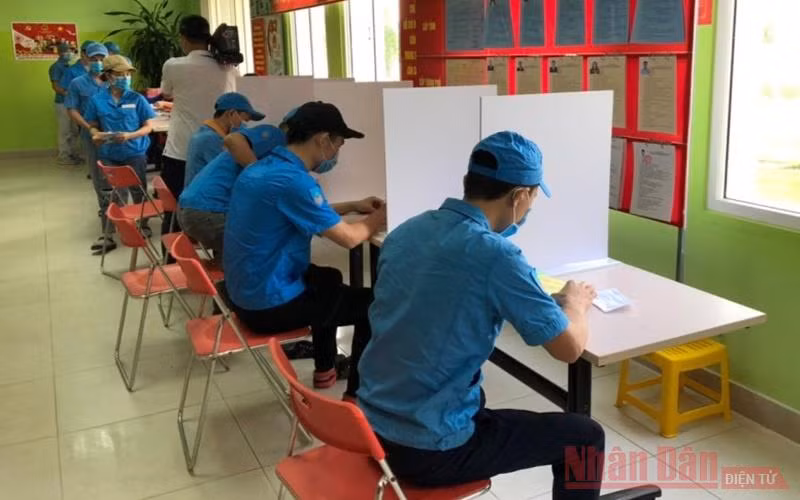 Không khí bầu cử tại một số địa phương -0