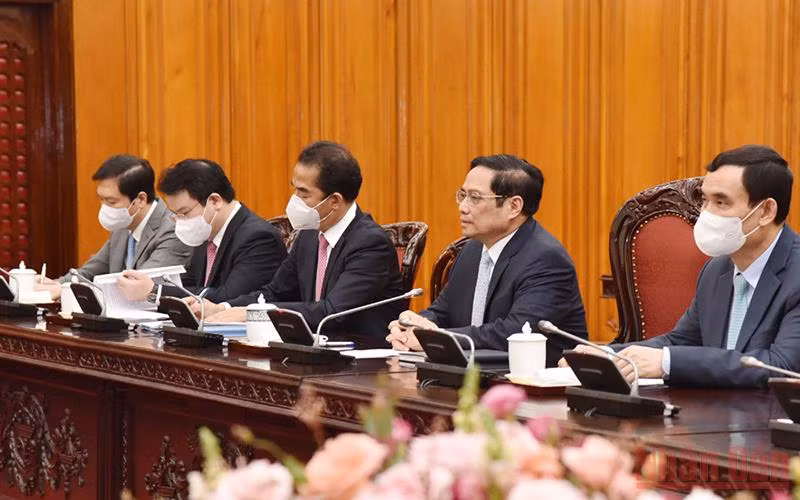 Việt Nam mong muốn Thụy Sĩ thúc đẩy hợp tác chuyển giao công nghệ, sản xuất thuốc điều trị và vaccine Covid-19 -0