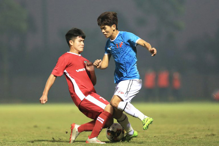 Hai đội U17 PVF (xanh) và U17 Viettel đã cống hiến một trận chung kết đầy cảm xúc. PVF vô địch giải U17 Cúp Quốc gia 2020 -0