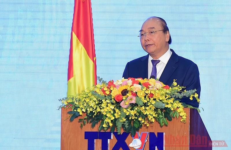 Thủ tướng Nguyễn Xuân Phúc phát biểu tại buổi lễ. Thủ tướng Nguyễn Xuân Phúc dự kỷ niệm 75 năm Ngày thành lập Thông tấn xã Việt Nam -0