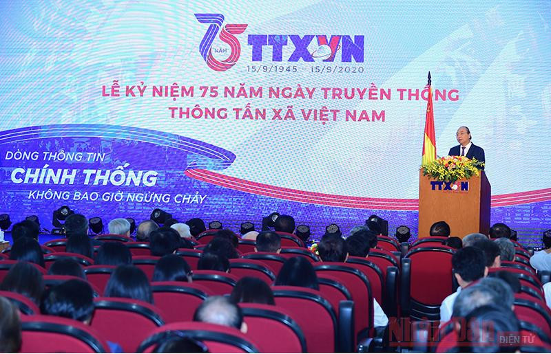 Quang cảnh buổi lễ. Thủ tướng Nguyễn Xuân Phúc dự kỷ niệm 75 năm Ngày thành lập Thông tấn xã Việt Nam -0