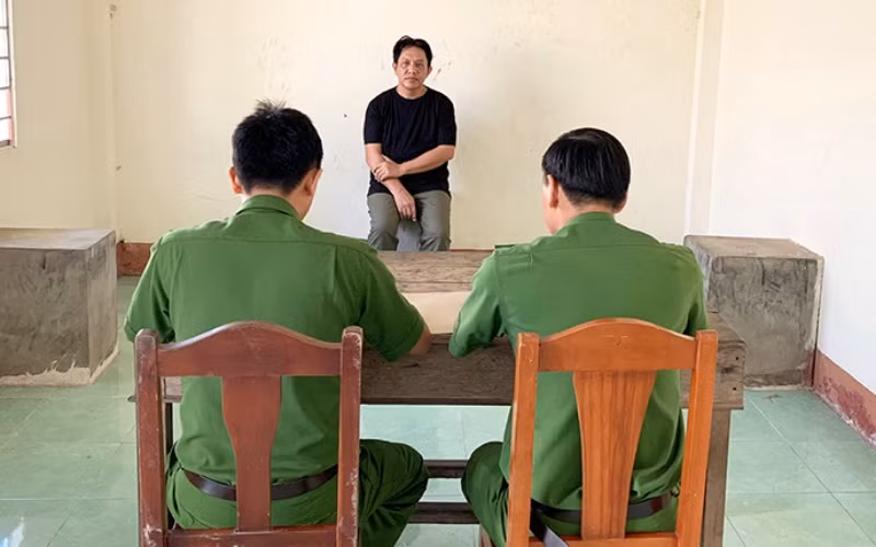 Dương Quốc Năng tại cơ quan Công an.