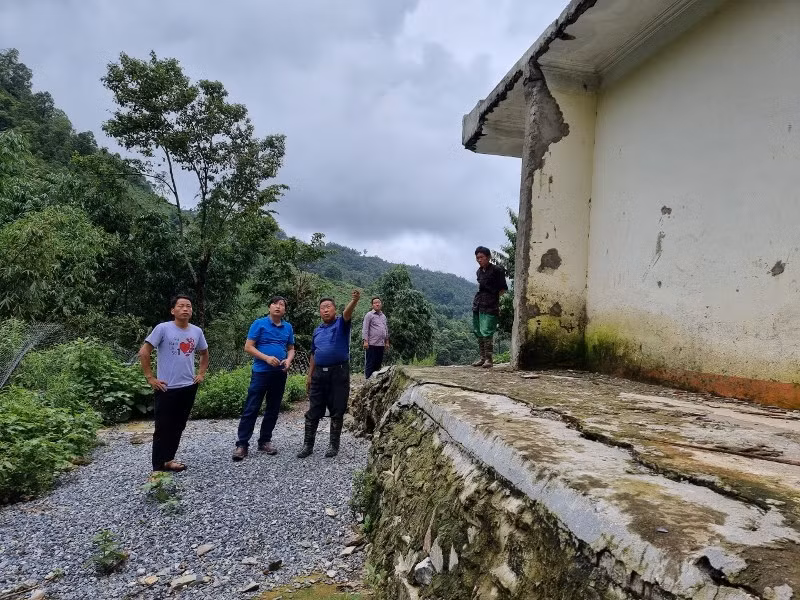 Sớm di chuyển người dân Ma Sang khỏi vùng nguy cơ sạt lở -0