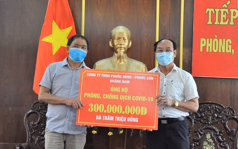 Ủy ban Mặt trận Tổ quốc Việt Nam tỉnh tiếp nhận hỗ trợ 