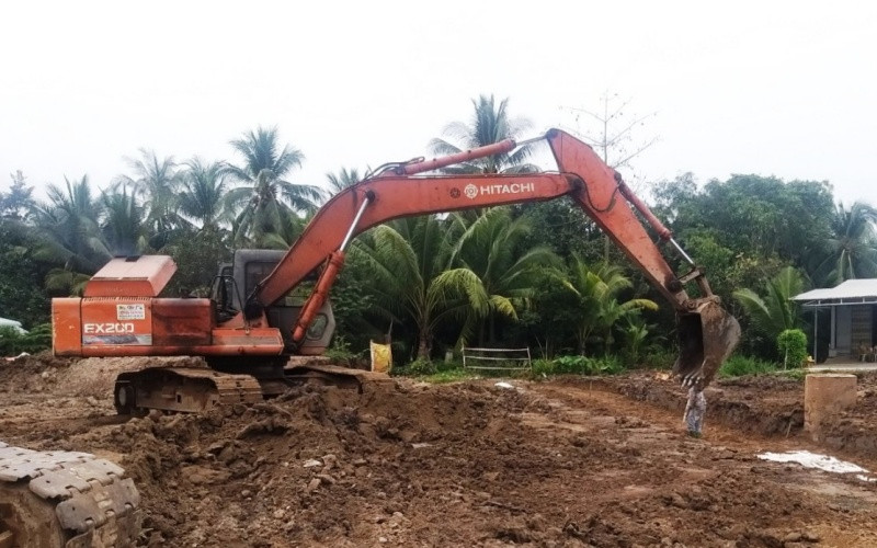 Dự án đang thi công một số hạng mục đường dẫn hai đầu cầu. Đẩy nhanh dự án cầu Mỹ Thuận 2 -0